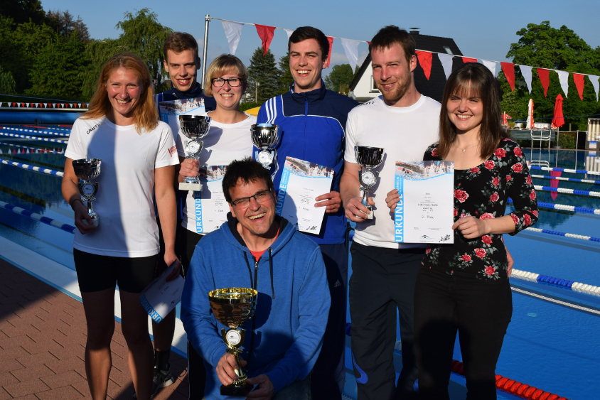 SV08 SwimRunNeuenrade2019Pokale